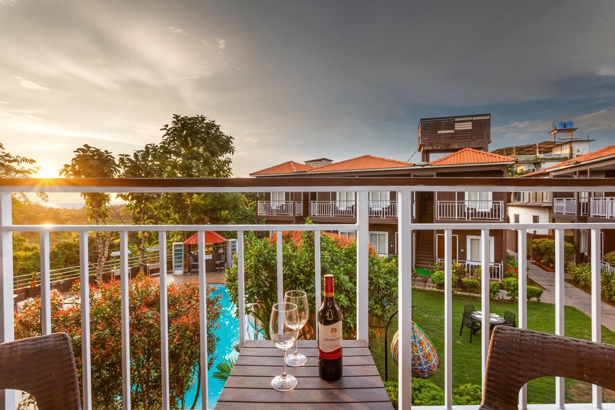 Aurum Resorts Morjim Ashvem Beach ภายนอก รูปภาพ